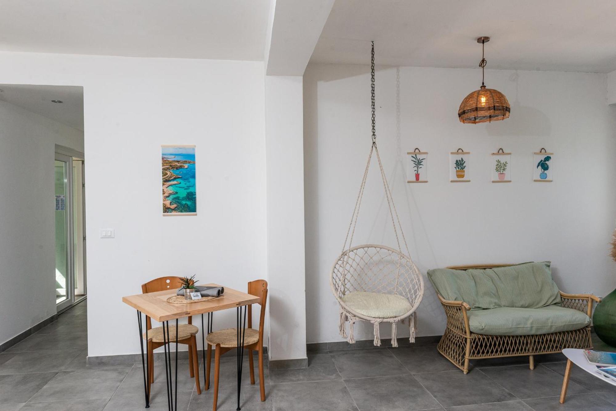 Guest House - Affittacamere Green Apartment - By Faendho Porto Torres Exterior photo